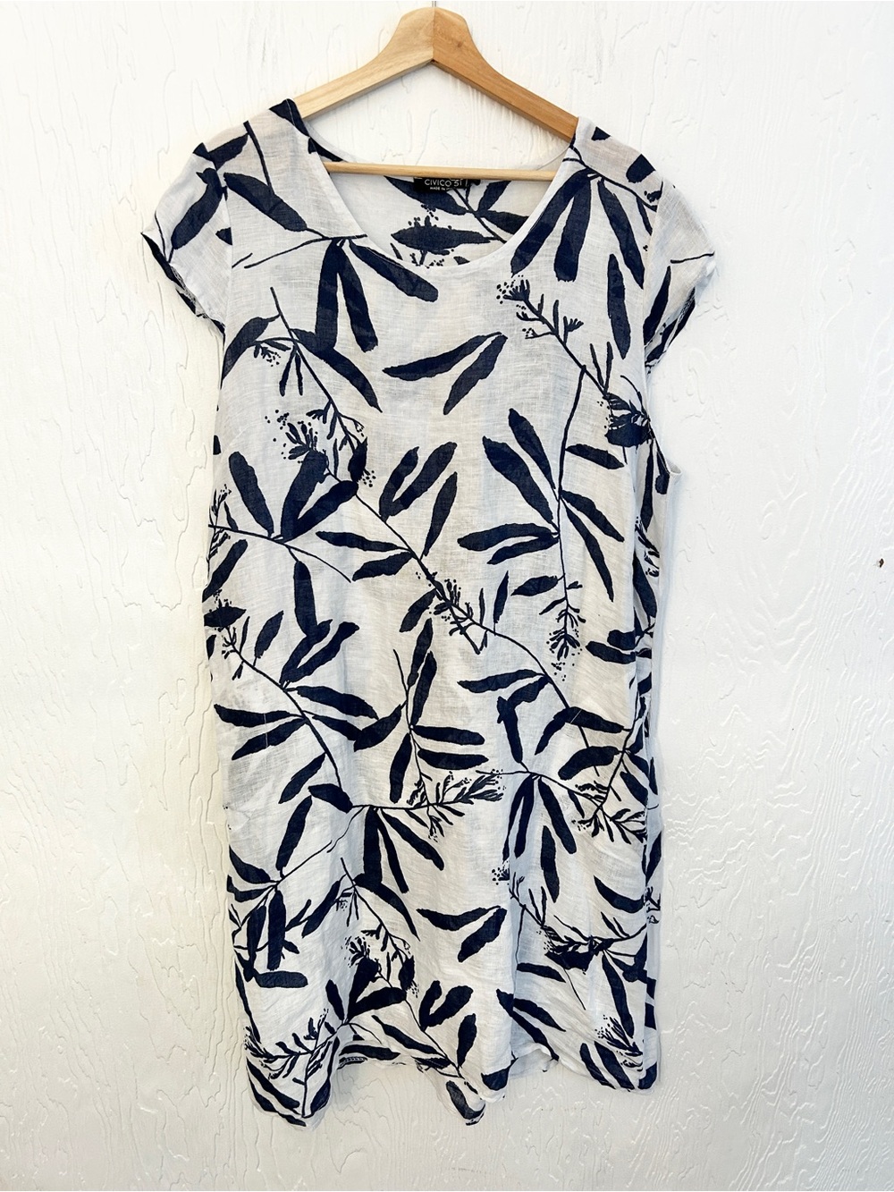 CIVICO 51 Linen Floral Midi Dress Size XL White Blue Relaxed Coastal Lagenlook